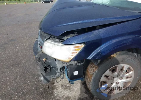 2019 Dodge Journey Se from USA, damaged, VIN 3C4PDCBBXKT738543